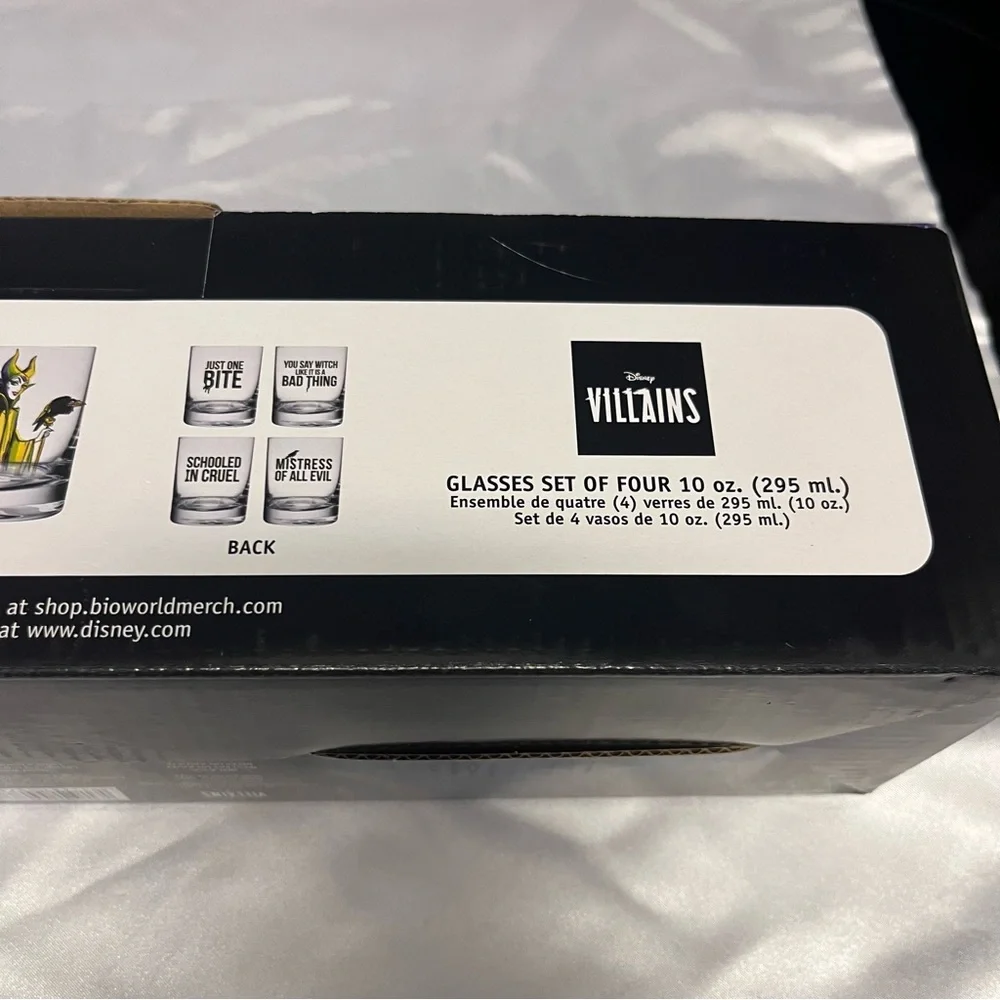 New in Box: Disney • Villains Glass Set‎ of 4